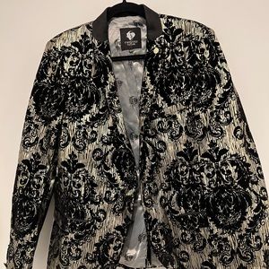 Twisted Tailor Mens blazer size 42R black velvet and gold :)